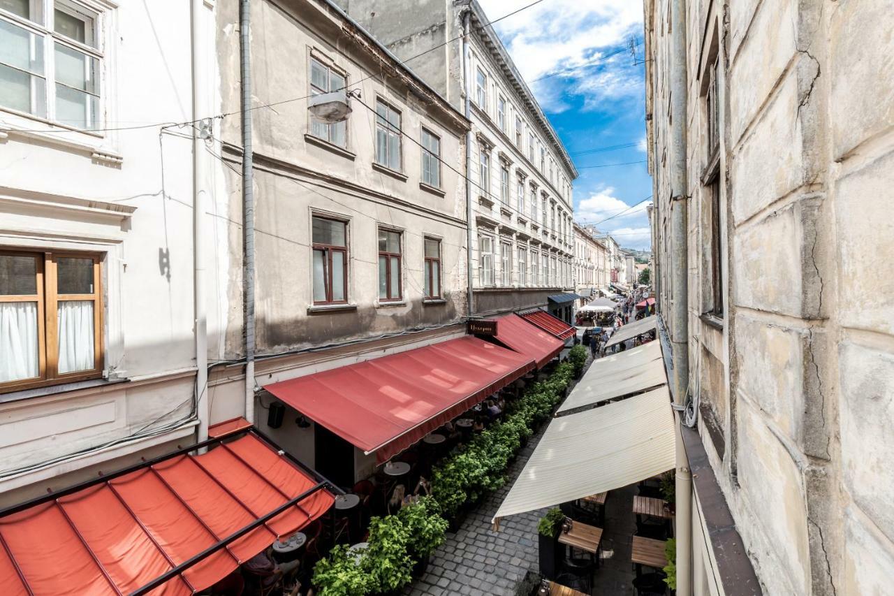 Tut Staroevreyska With Terrace Lägenhet Lviv Exteriör bild